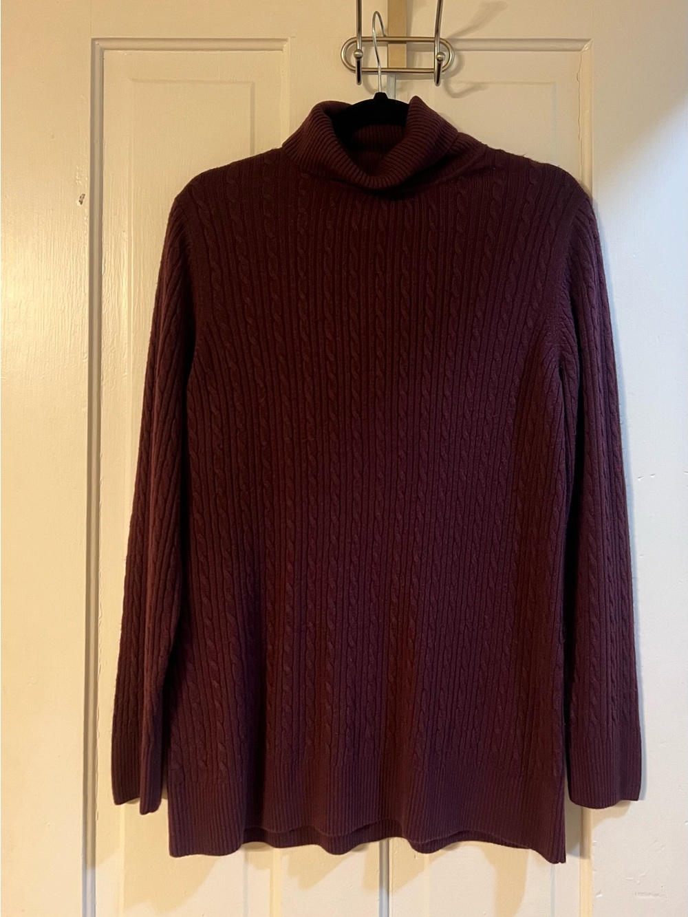 Croft & Barrow Women's Ribbed Knit Sweater in Burgundy